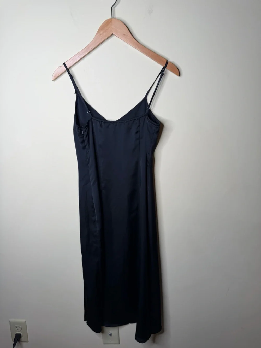 Abercrombie & Fitch Black Satain Maxi Slip Dress Slit V Neck XS Sexy